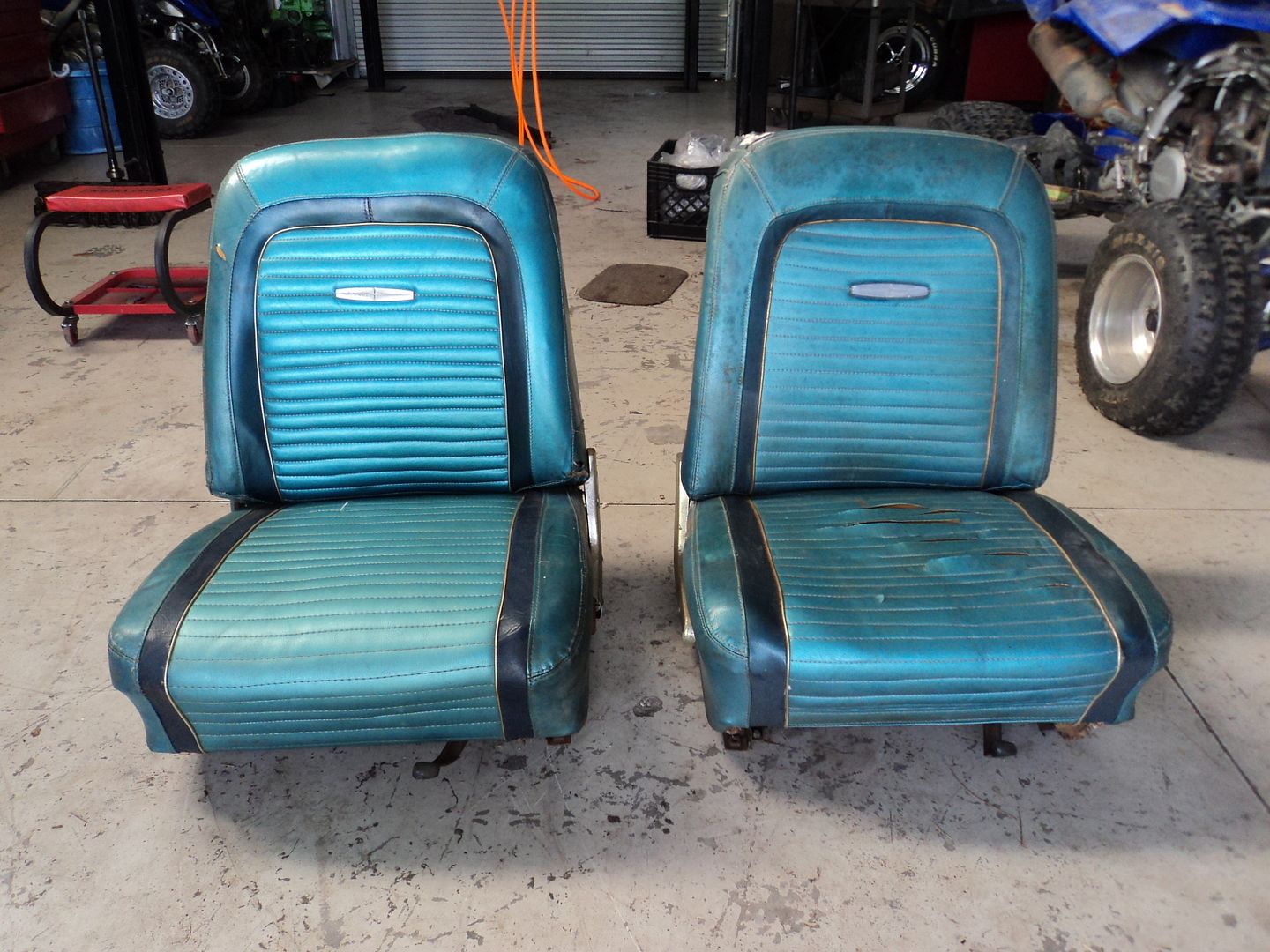 1963 FORD FALCON SPRINT HARDTOP BUCKET SEATS OEM eBay